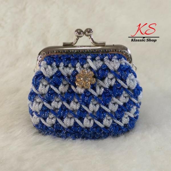 Blue-white mini crochet coin purse